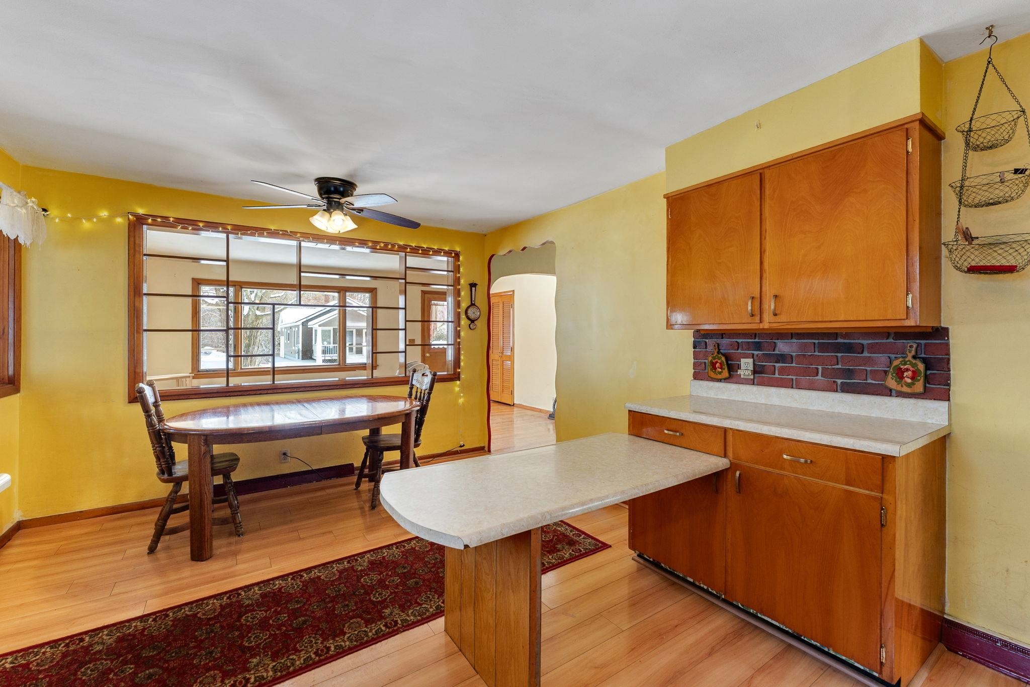 Barre City, Vermont 05641, United States, 2 Bedrooms Bedrooms, ,2 BathroomsBathrooms,Residential,Active,254394