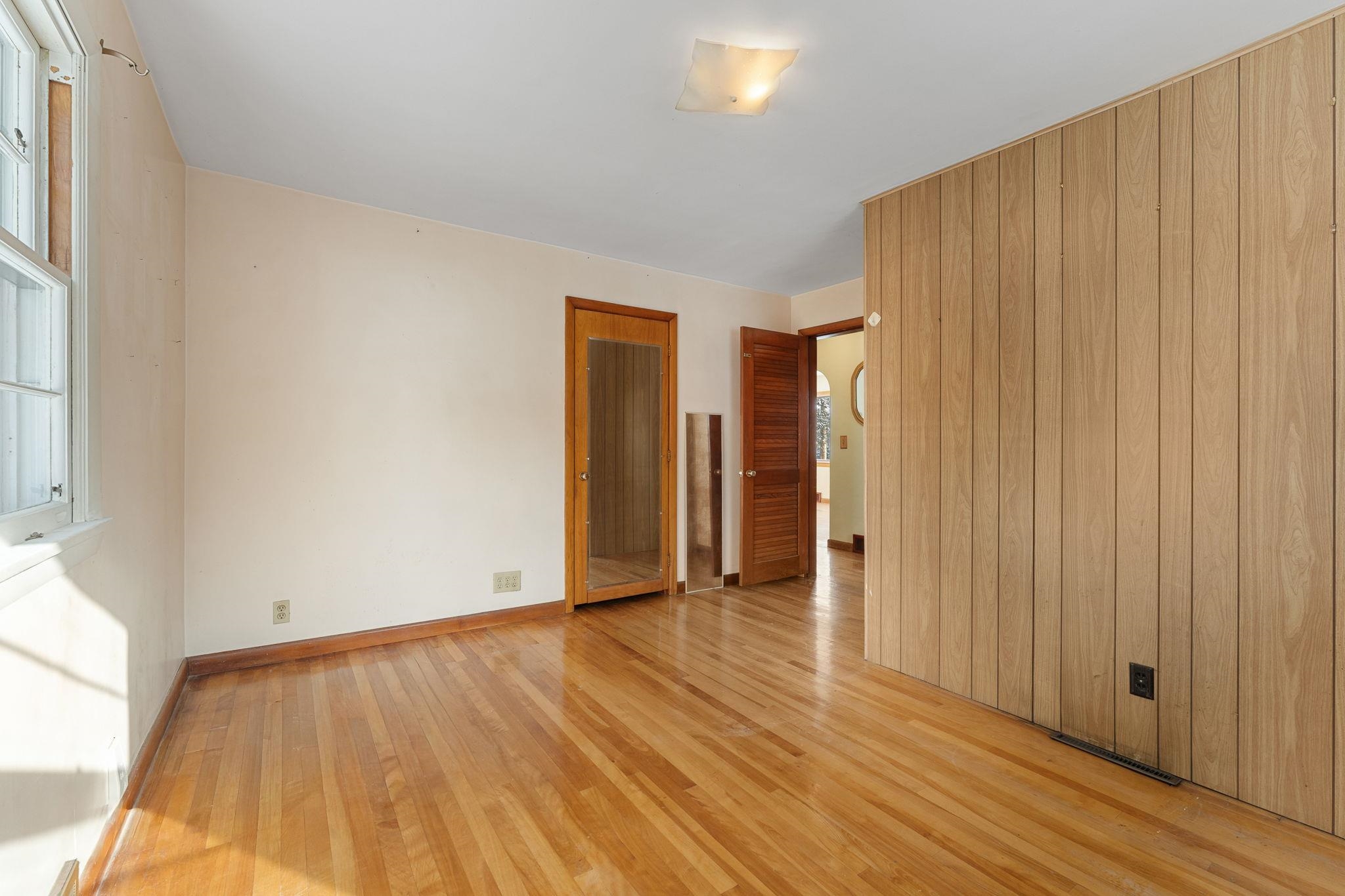 Barre City, Vermont 05641, United States, 2 Bedrooms Bedrooms, ,2 BathroomsBathrooms,Residential,Active,254394