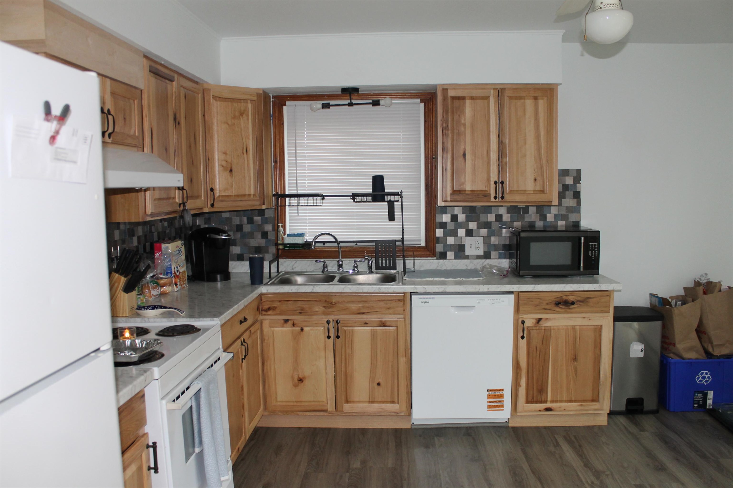 25-27 Upper Main Street