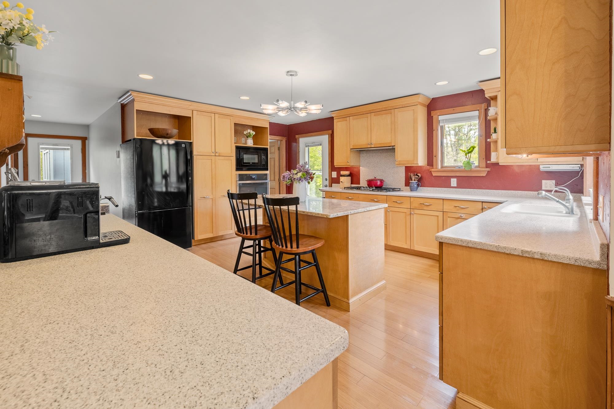 16 Hetzel Road