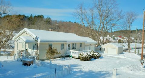 Photo of 18 Central Street, Sunapee, NH 03782 (MLS # 5075446)
