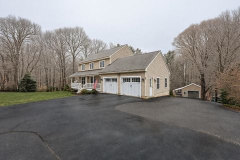 Photo of 19 Rouleau Drive, Somersworth, NH 03878 (MLS # 5082733)