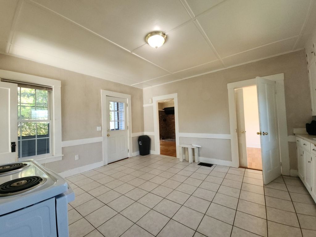 Photo of 10 Jackson Street, Boscawen, NH 03303 (MLS # 5049245)