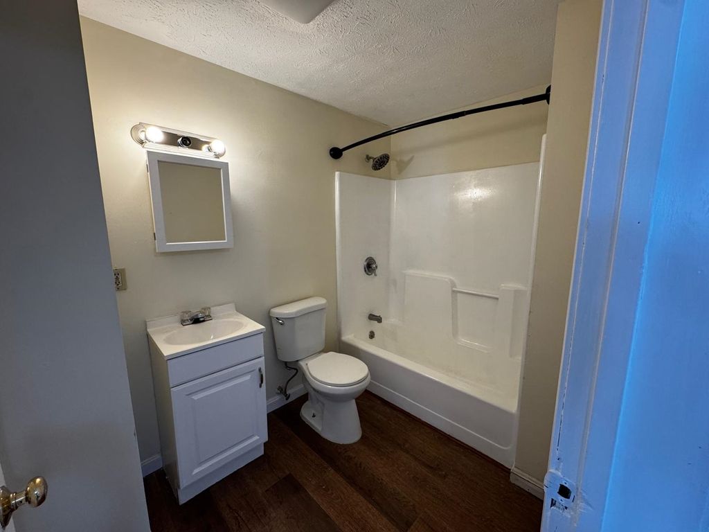 Photo of 249 E High Street #3, Manchester, NH 03104 (MLS # 5058193)