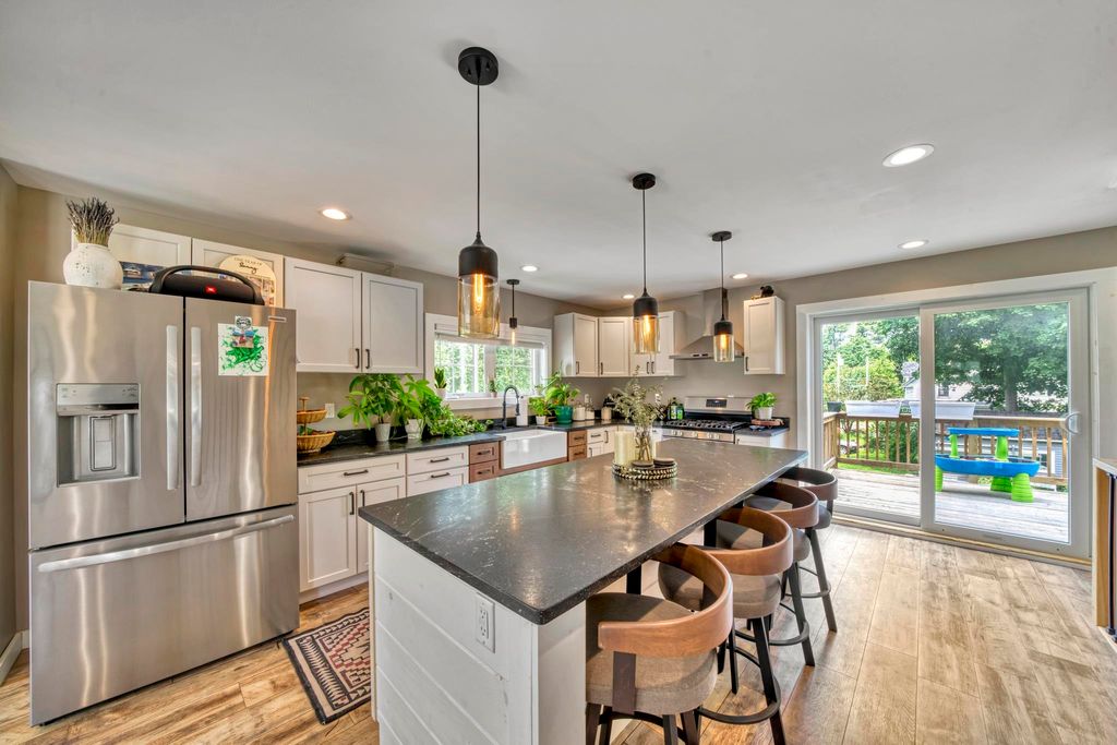Photo of 86 Chestnut Street, Claremont, NH 03743 (MLS # 5048087)