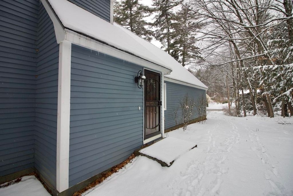 Photo of 70 Hillside Drive, Henniker, NH 03242 (MLS # 5074476)