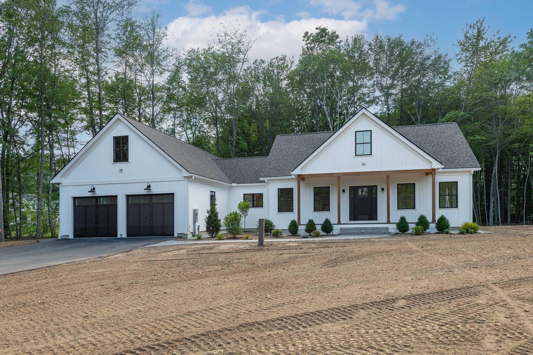 59 Stratham Lane