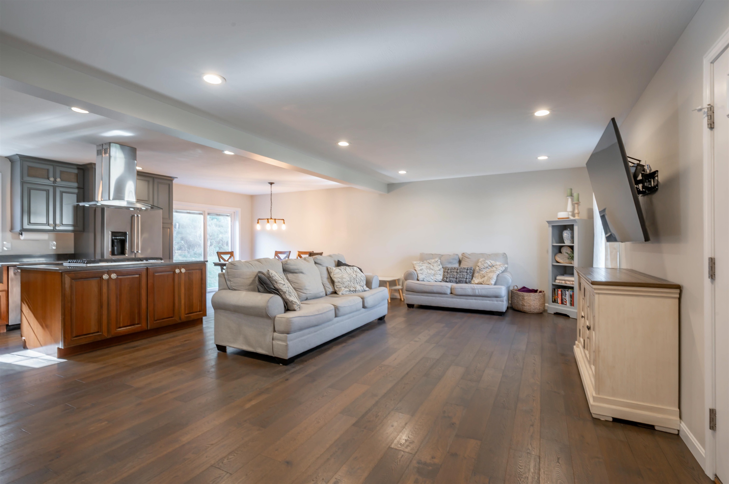 18 Richfield Way