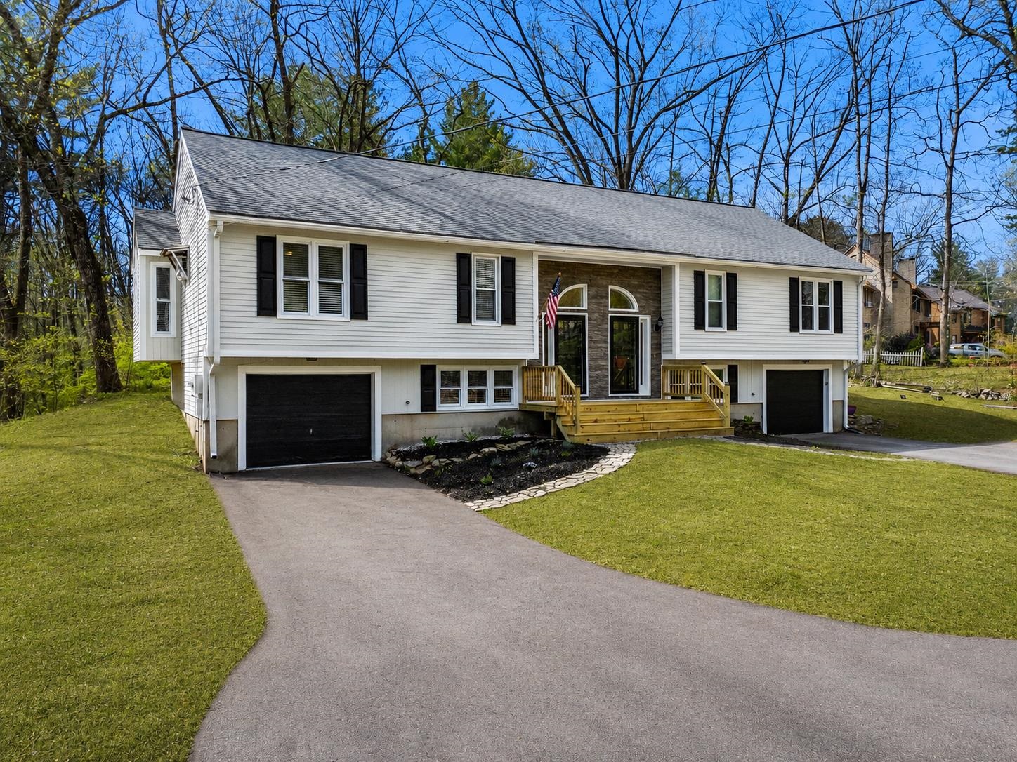 7B Kingston Way
