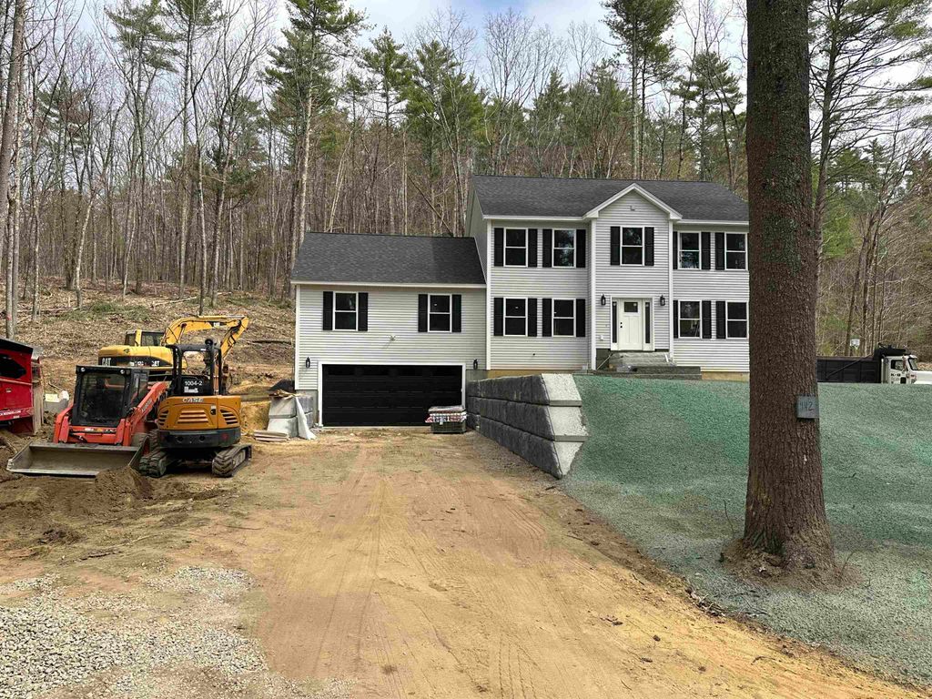 Photo of 152 Brewster Road, Barrington, NH 03825 (MLS # 5086419)