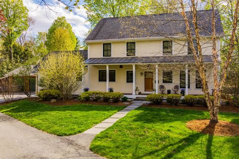 Photo of 38 Maple Street, Hanover, NH 03755 (MLS # 5089451)