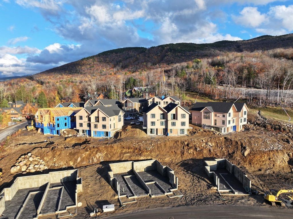 Photo of 8 Ember Court, Lincoln, NH 03251 (MLS # 5071597)