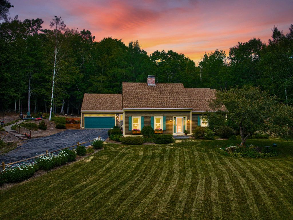 Photo of 99 Newell Road, Newbury, NH 03255 (MLS # 5058104)