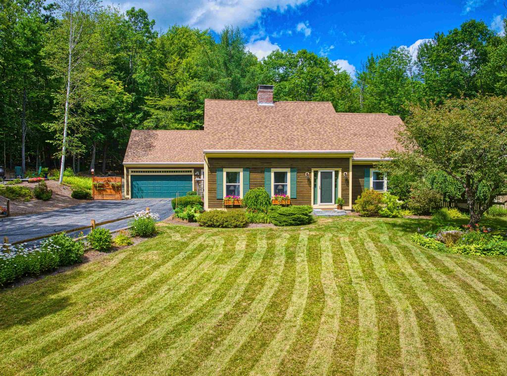 Photo of 99 Newell Road, Newbury, NH 03255 (MLS # 5058104)