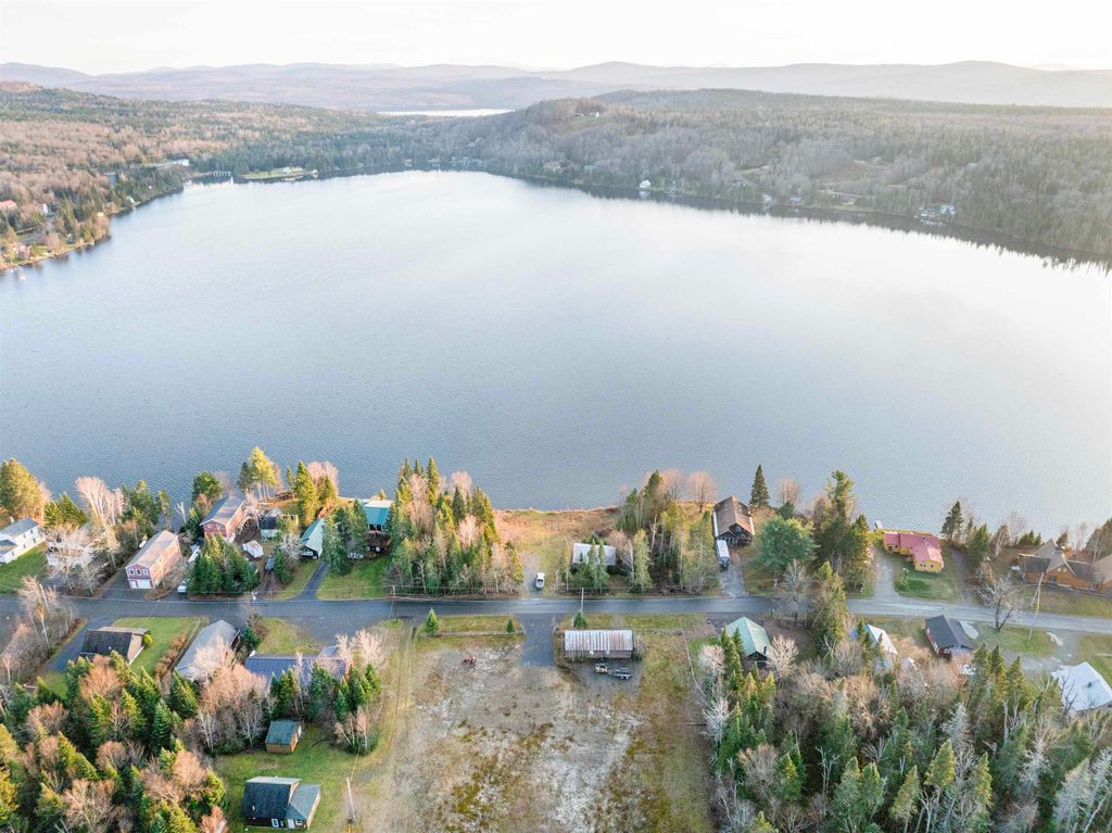 Photo of 432 Beach Road, Pittsburg, NH 03592 (MLS # 5083305)