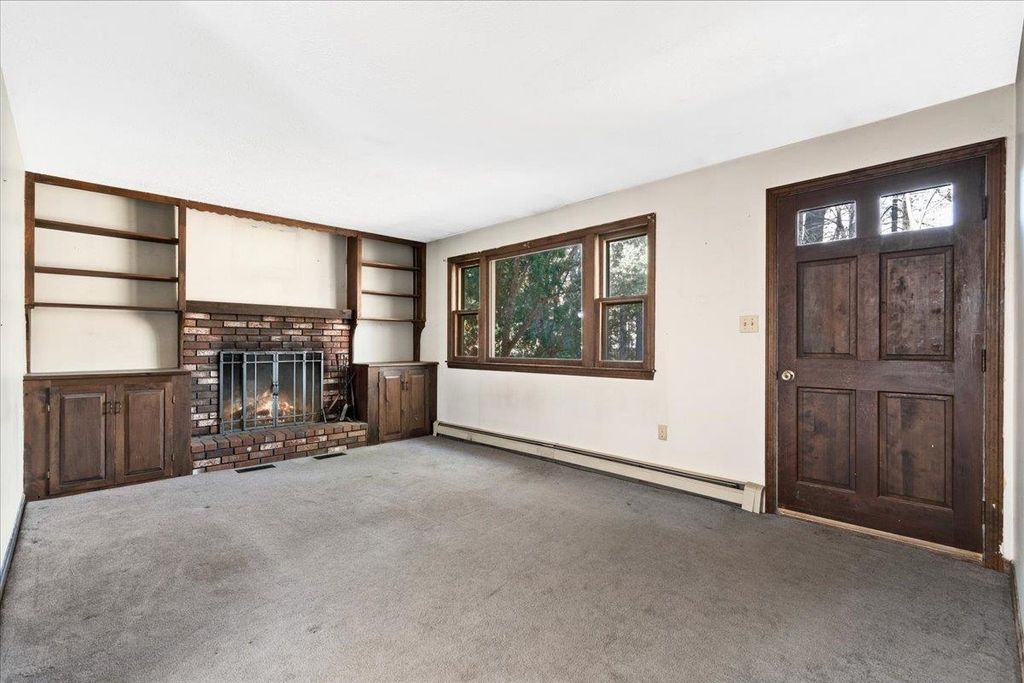 Photo of 23 Westwood Lane, Henniker, NH 03242 (MLS # 5069254)