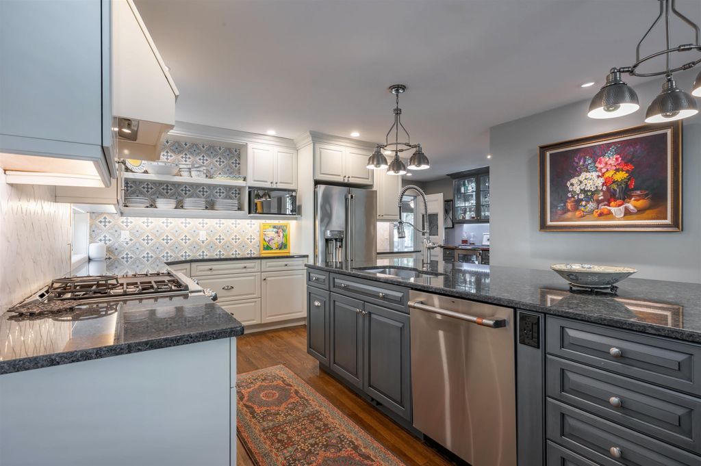 Photo of 3 Ayer Street, Nashua, NH 03064 (MLS # 5065241)