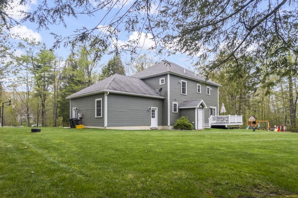 Photo of 90 Village Place Drive, Barrington, NH 03825 (MLS # 5088734)