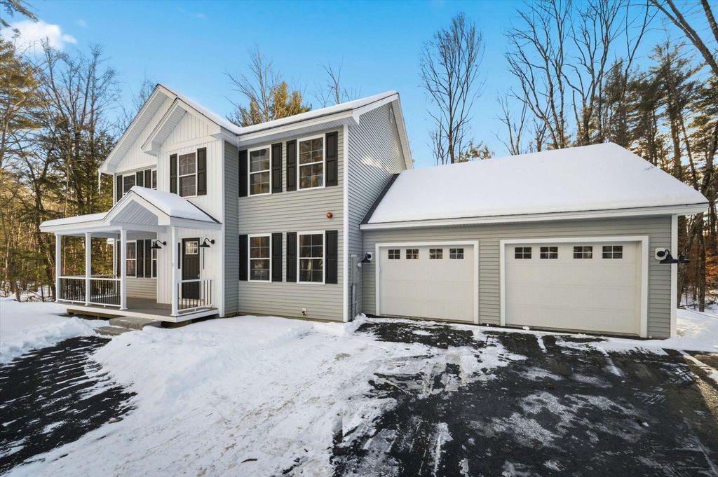 Photo of 5 Gridley Street, Sutton, NH 03278 (MLS # 5072720)