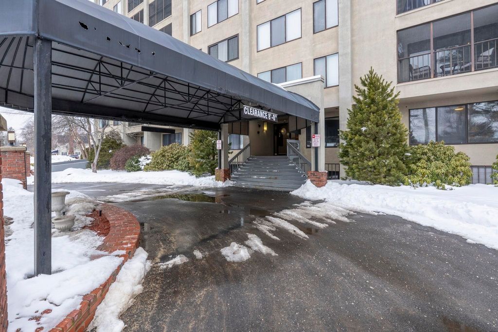 Photo of 55 River Road #9C, Manchester, NH 03104 (MLS # 5077593)