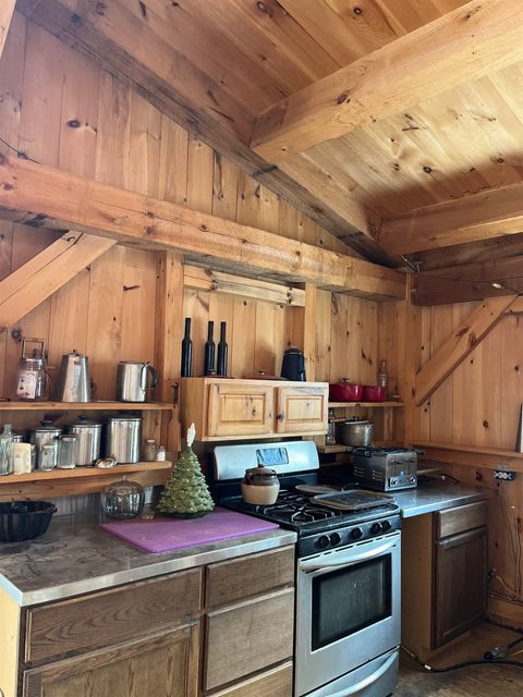 2924 New Duck Pond Road Sheffield VT 05866