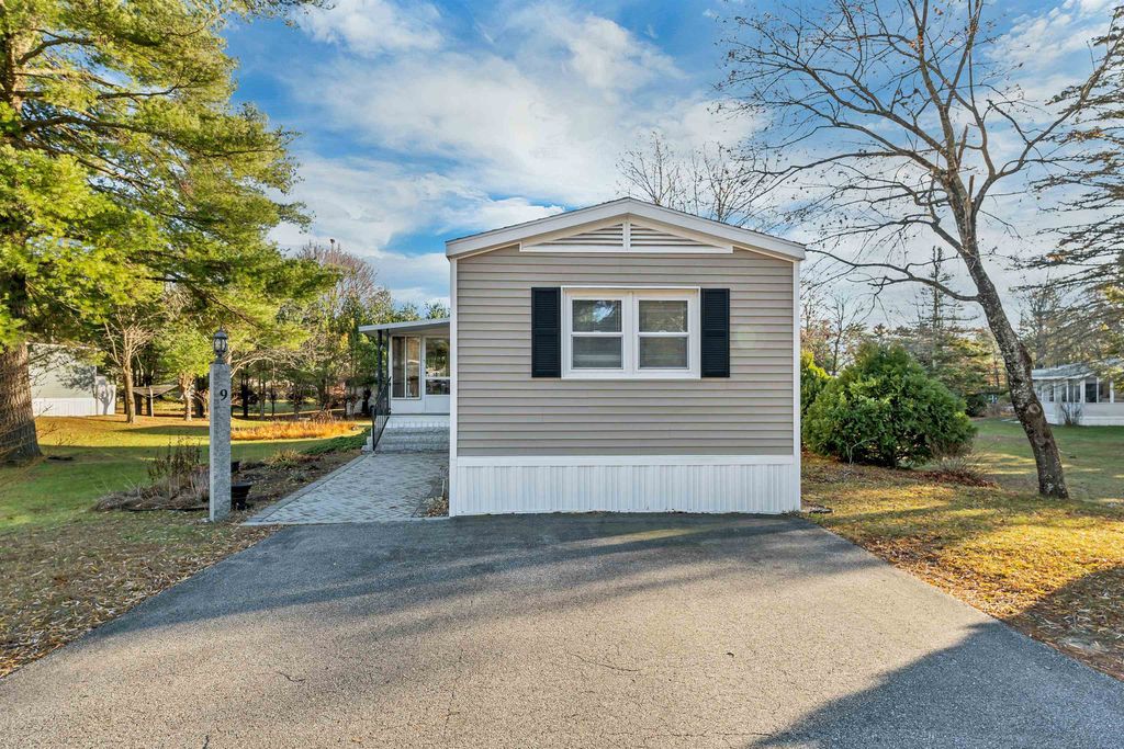 Photo of 9 Strawberry Lane, Concord, NH 03301 (MLS # 5070244)