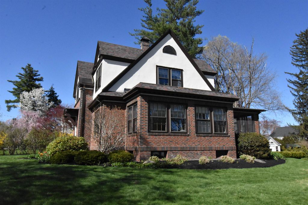 Photo of 37 Chester Street, Nashua, NH 03064 (MLS # 5085684)