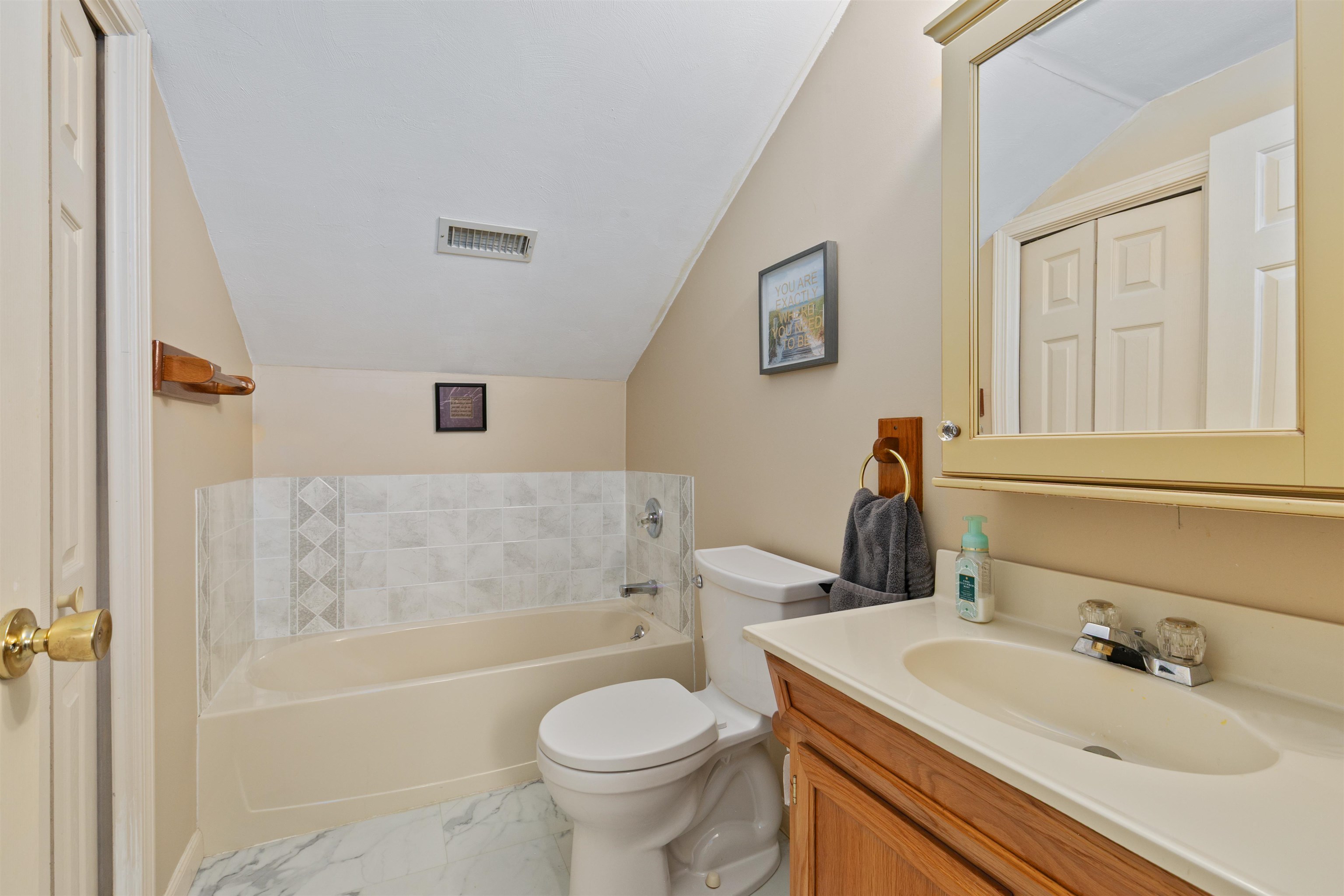 Atkinson, New Hampshire 03811, United States, 2 Bedrooms Bedrooms, ,2 BathroomsBathrooms,Residential,Active,179522