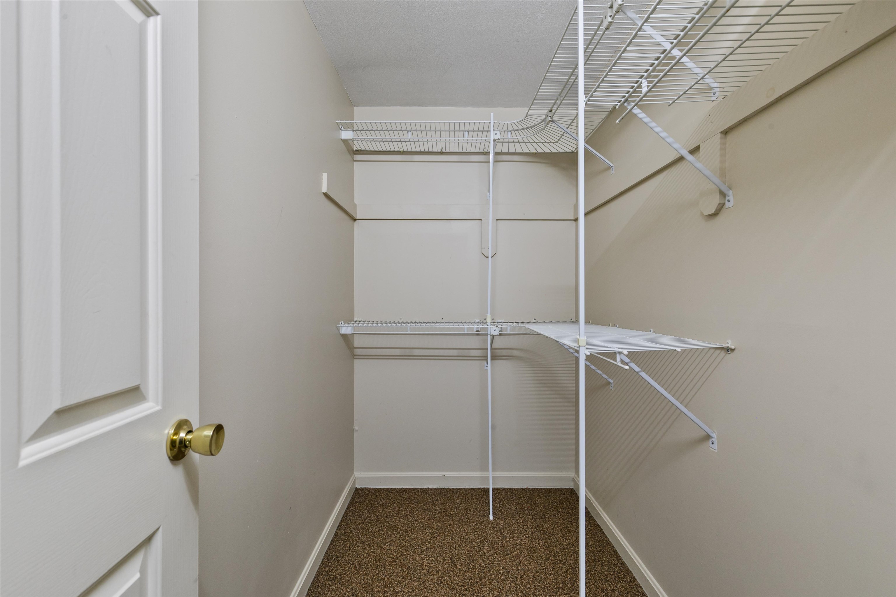 Atkinson, New Hampshire 03811, United States, 2 Bedrooms Bedrooms, ,2 BathroomsBathrooms,Residential,Active,179522