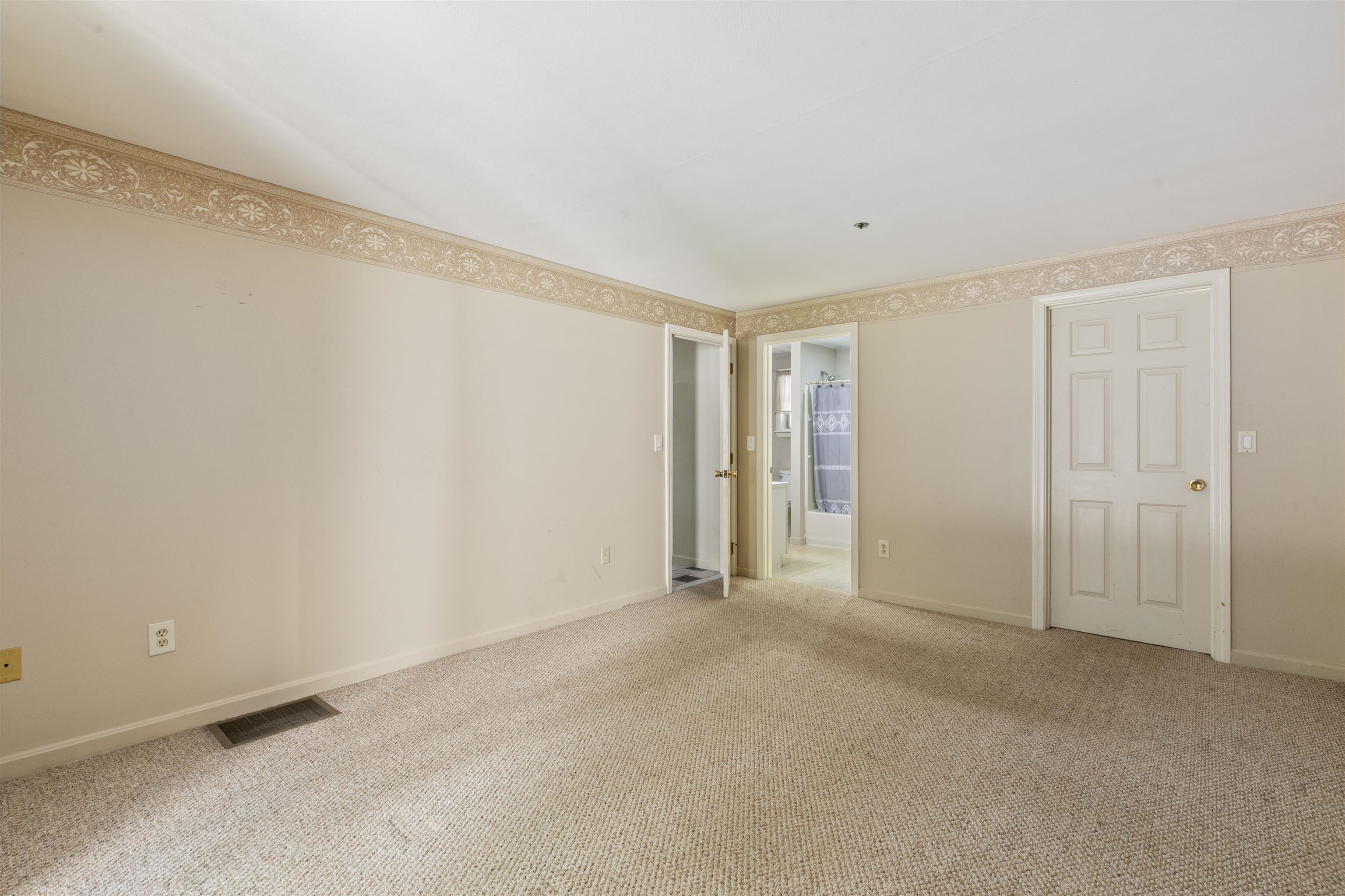 Atkinson, New Hampshire 03811, United States, 2 Bedrooms Bedrooms, ,2 BathroomsBathrooms,Residential,Active,179522