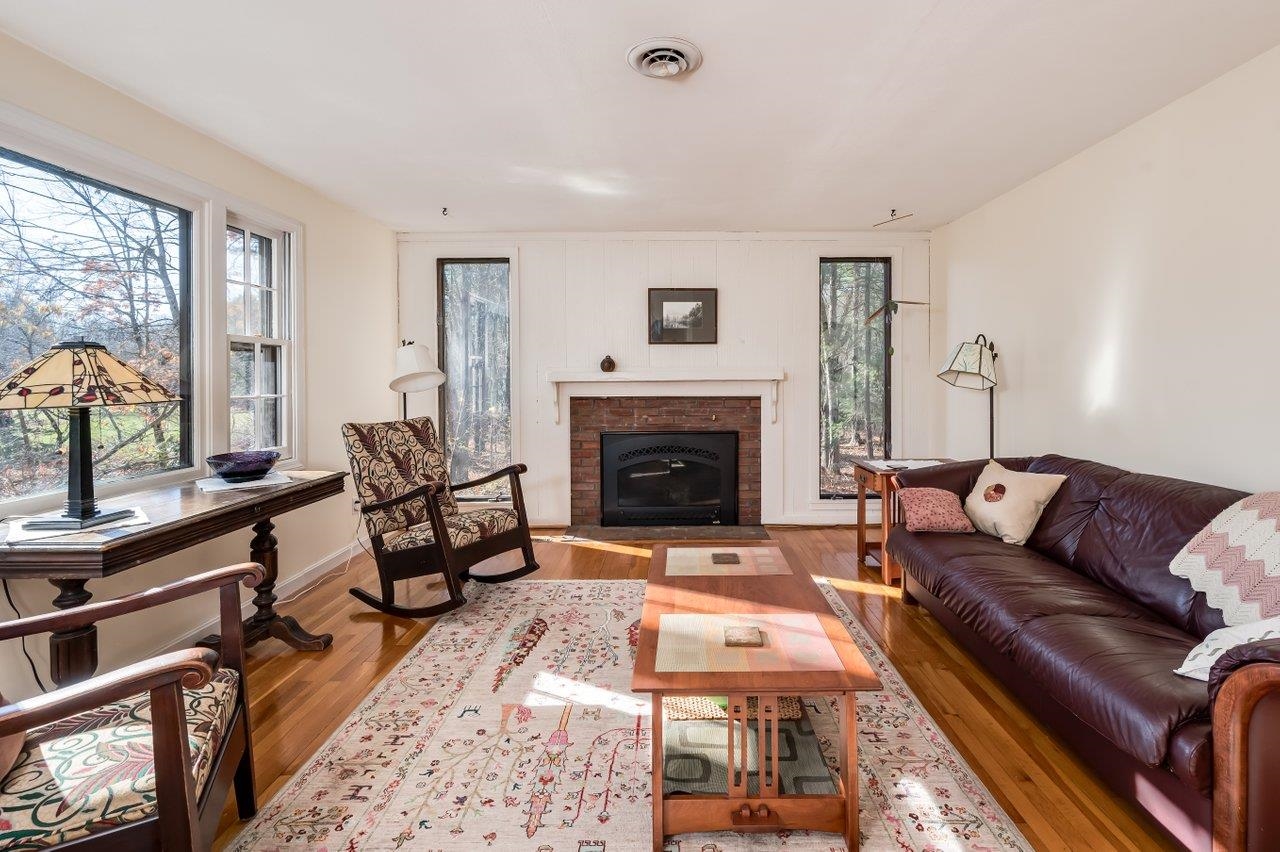 309 Packers Falls Road