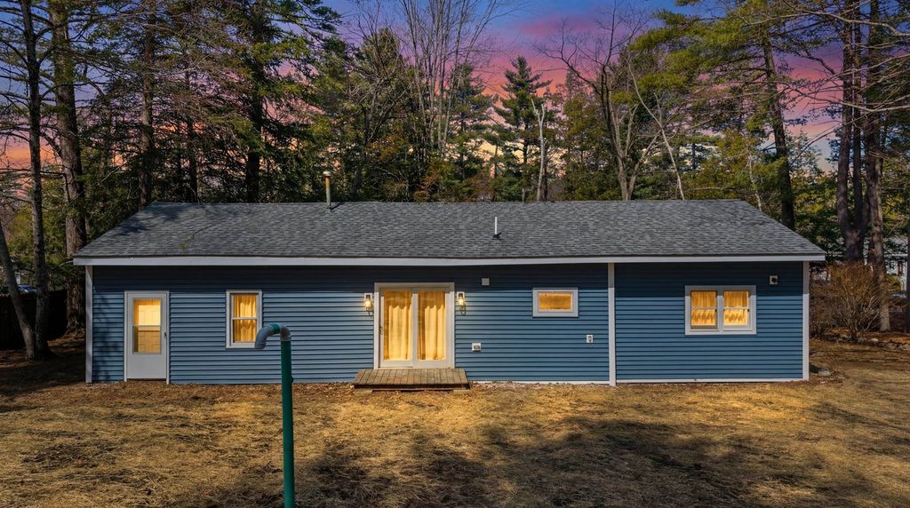 Photo of 74 Riverside Drive, Fremont, NH 03044 (MLS # 5081594)