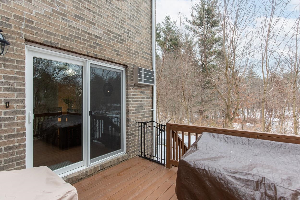 Londonderry, New Hampshire 03053, United States, 2 Bedrooms Bedrooms, ,2 BathroomsBathrooms,Residential,Active,78669