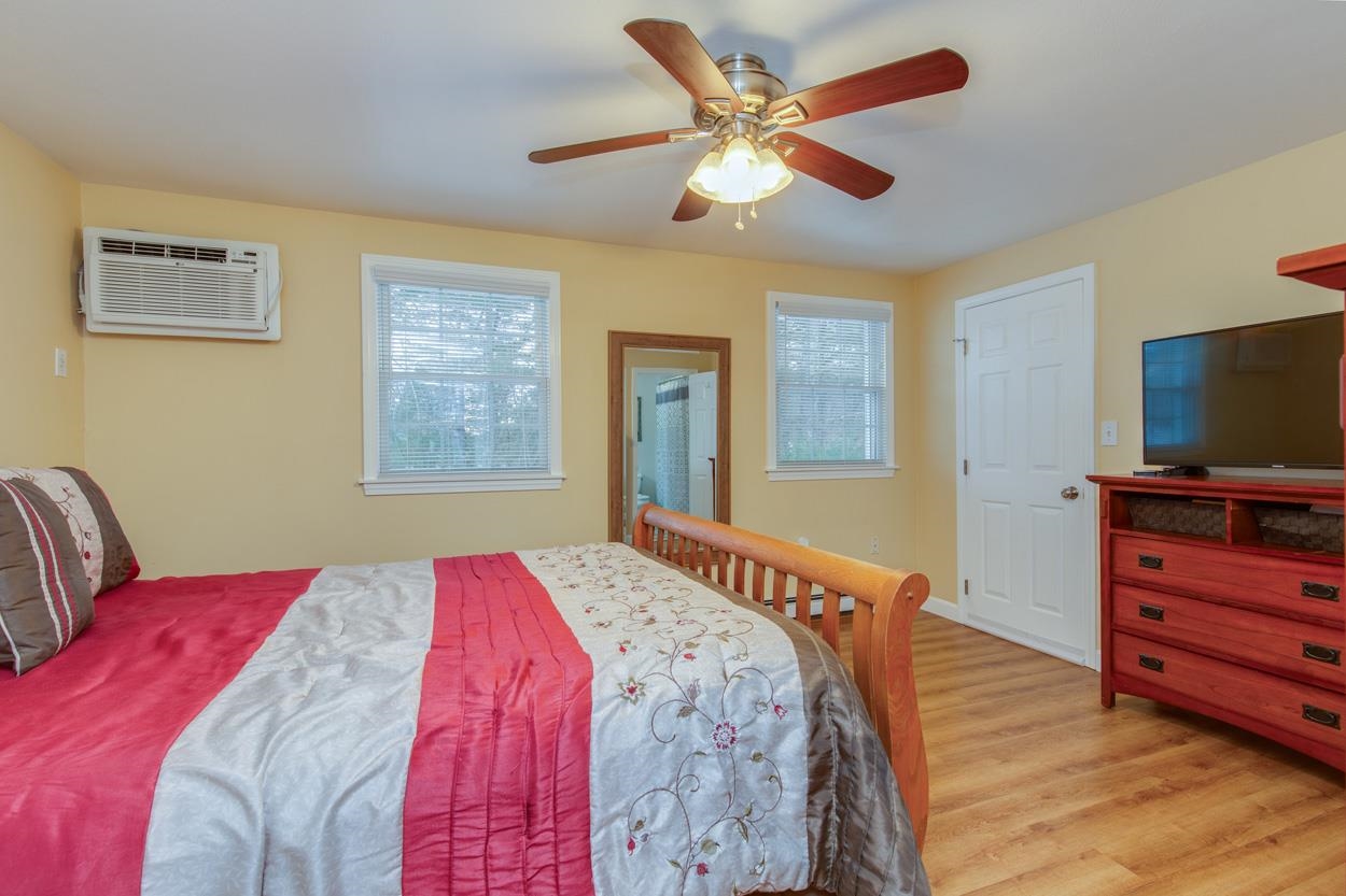 Londonderry, New Hampshire 03053, United States, 2 Bedrooms Bedrooms, ,2 BathroomsBathrooms,Residential,Active,78669