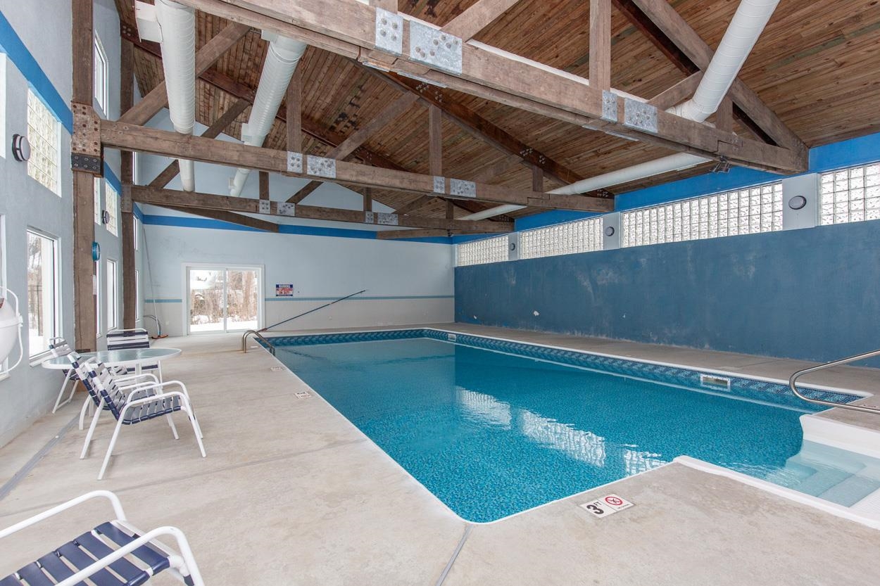 Londonderry, New Hampshire 03053, United States, 2 Bedrooms Bedrooms, ,2 BathroomsBathrooms,Residential,Active,78669