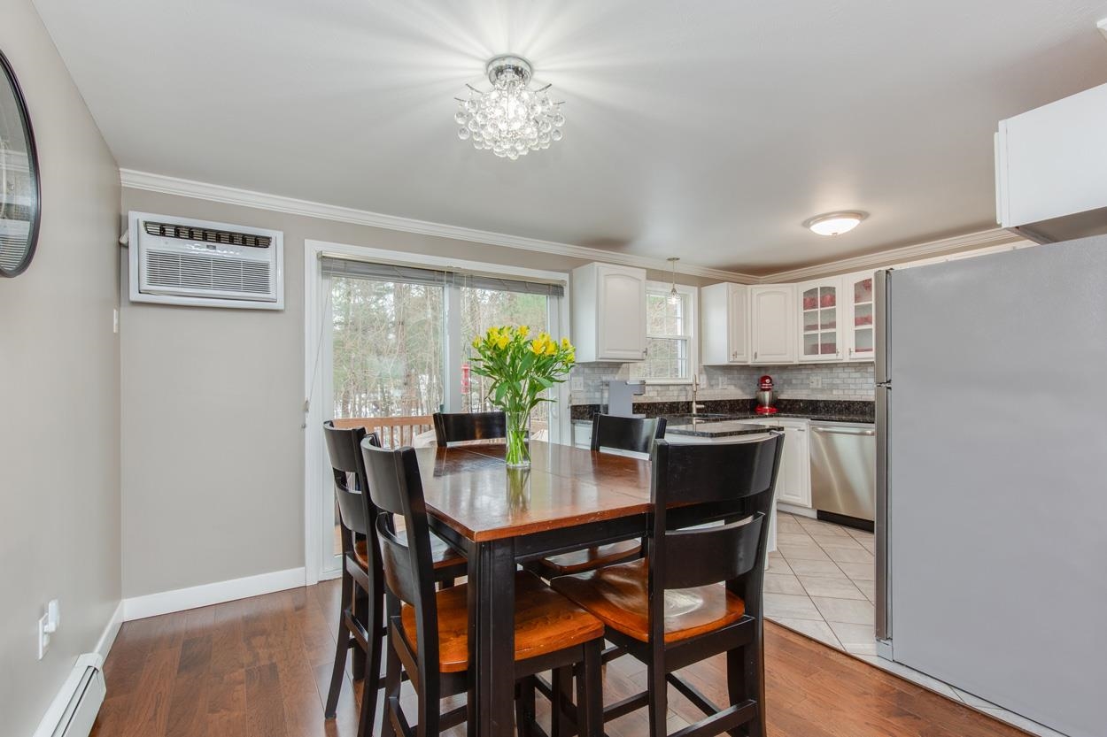 Londonderry, New Hampshire 03053, United States, 2 Bedrooms Bedrooms, ,2 BathroomsBathrooms,Residential,Active,78669