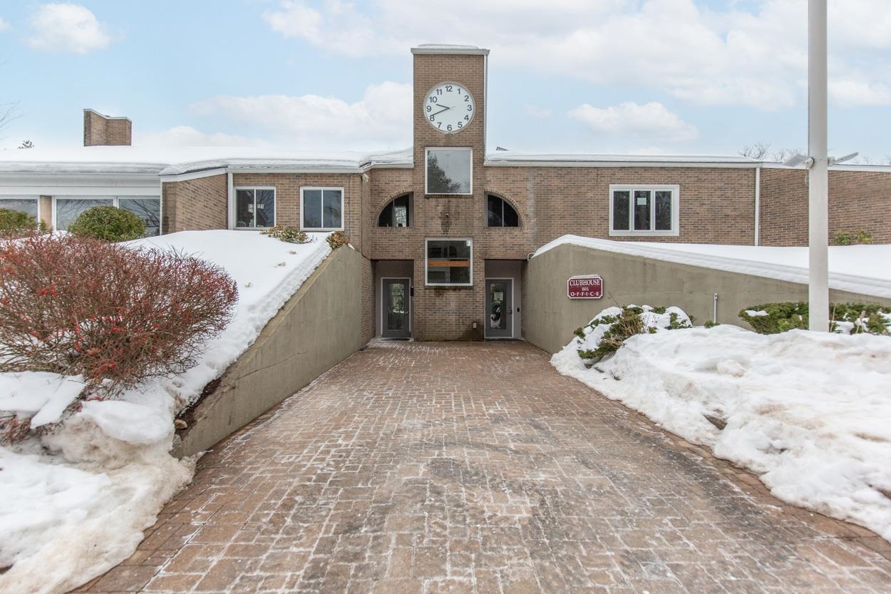Londonderry, New Hampshire 03053, United States, 2 Bedrooms Bedrooms, ,2 BathroomsBathrooms,Residential,Active,78669