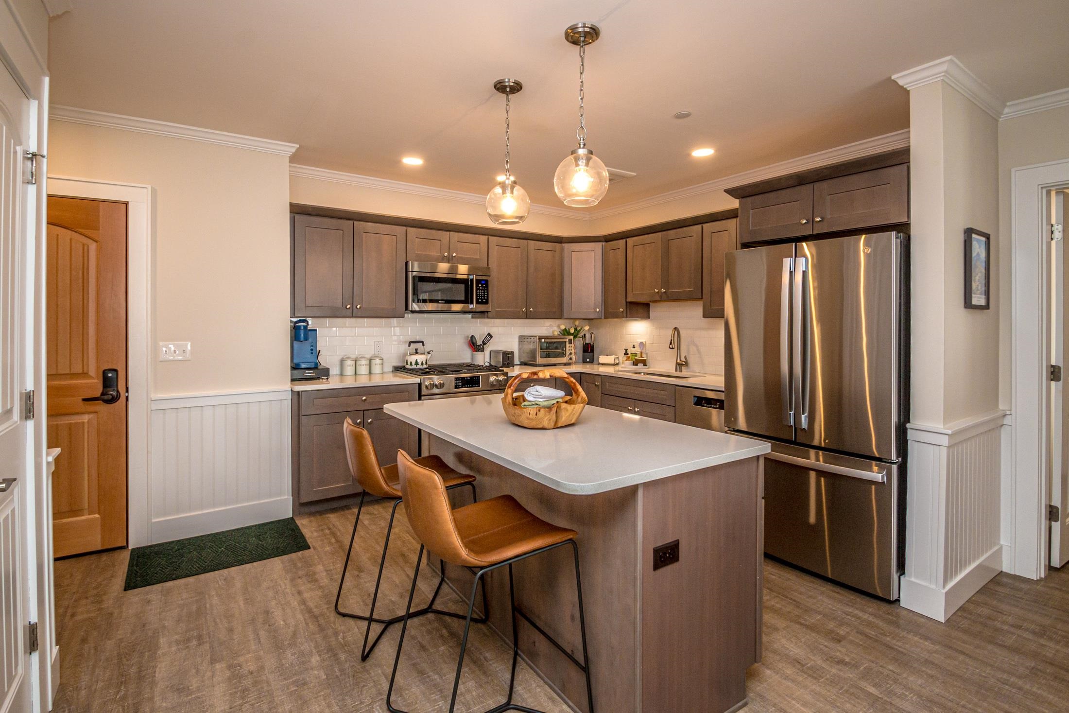 235 Skimobile Road 2201