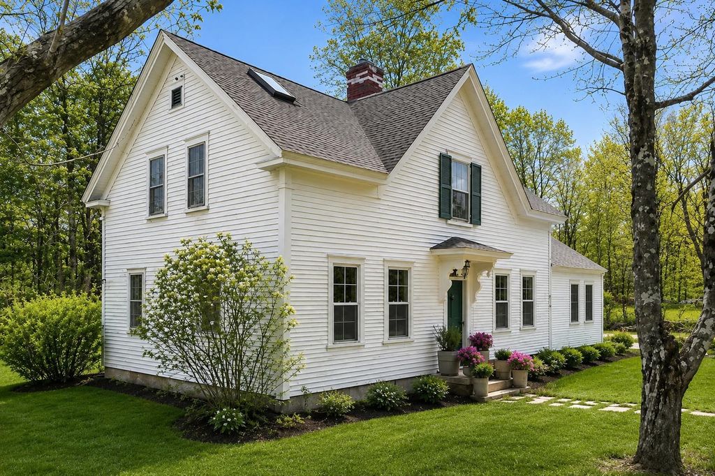 Photo of 659 North Sandwich Road, Sandwich, NH 03259 (MLS # 5088252)