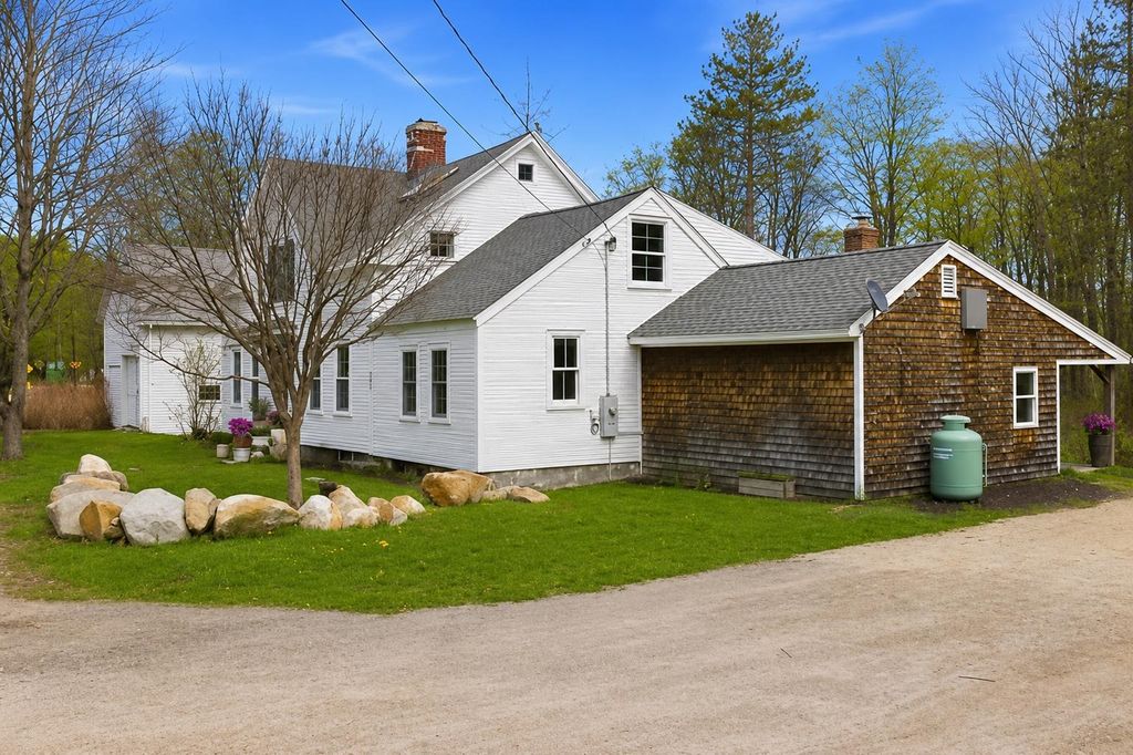 Photo of 659 North Sandwich Road, Sandwich, NH 03259 (MLS # 5088252)