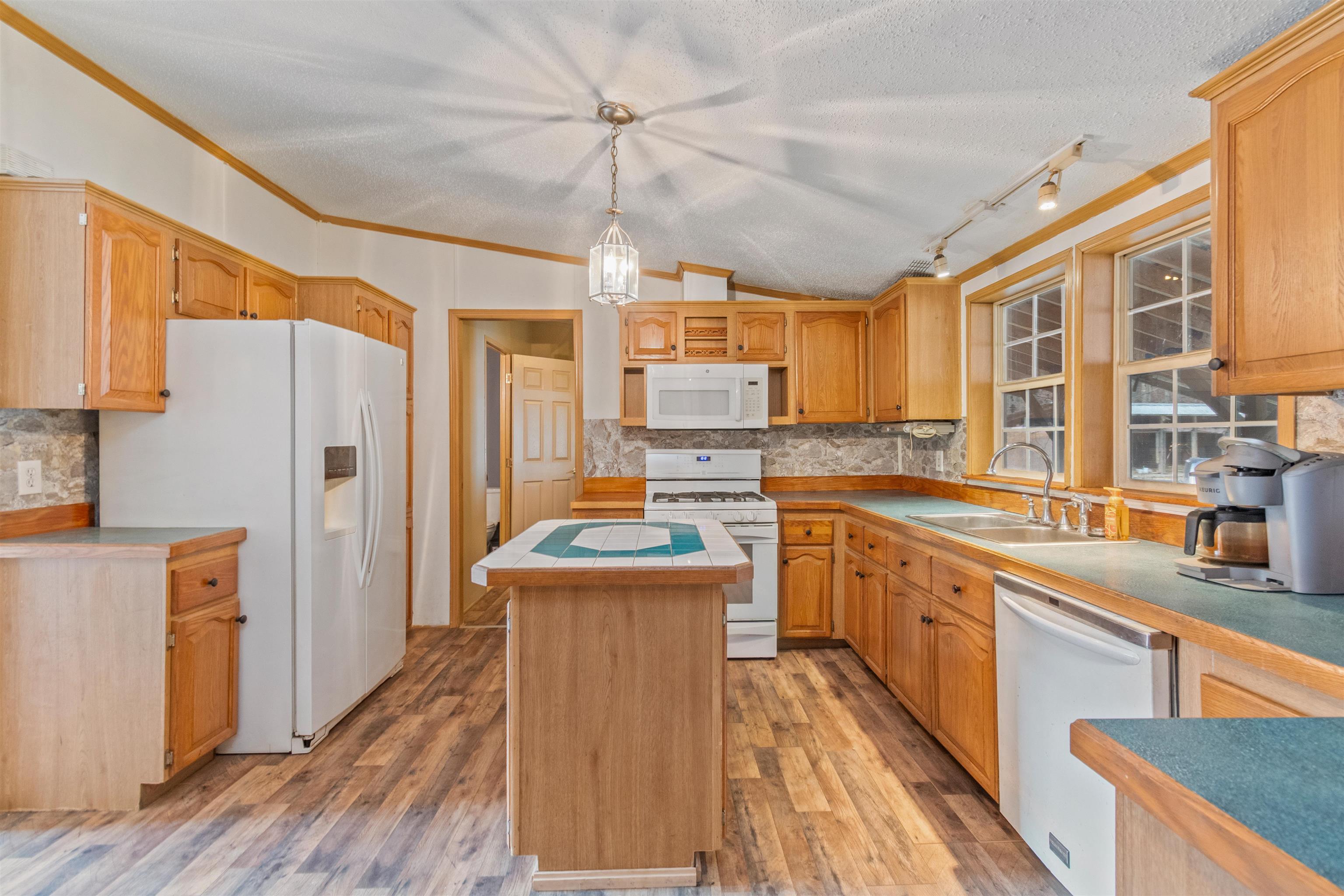 305 Whitcomb Island Road