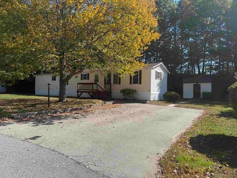 11 Stone Ledge Road North Hampton NH 01062