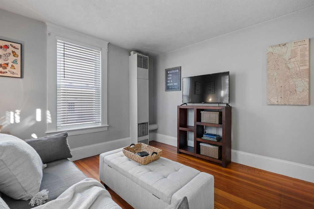 Photo of 65 S Elm Street #2, Manchester, NH 03103 (MLS # 5078347)