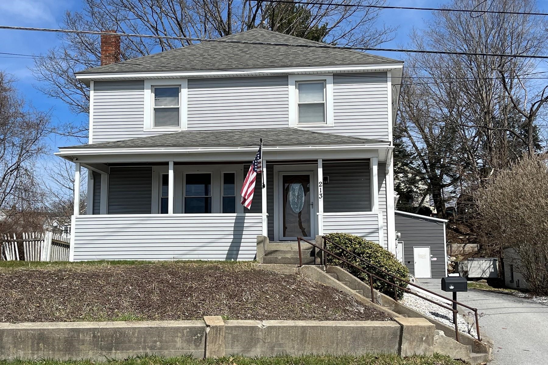 213 Columbian Avenue