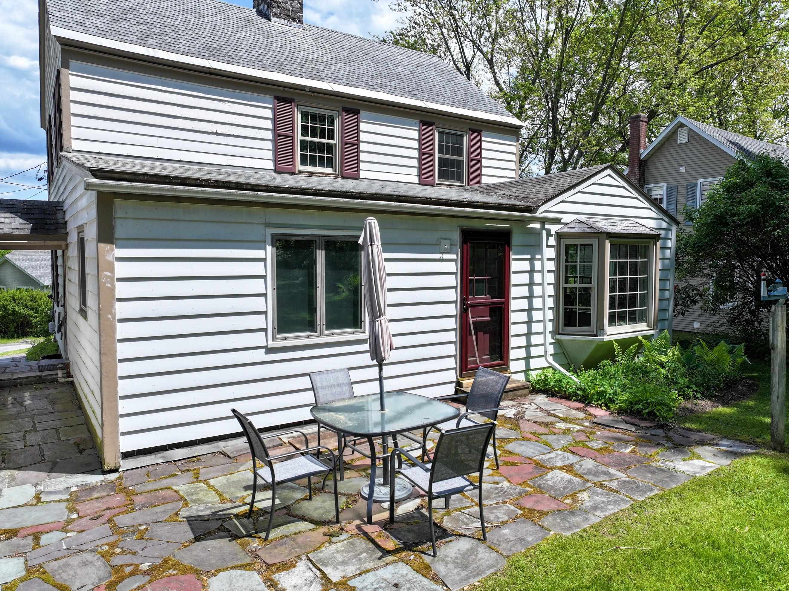 21 Short Shannon Street