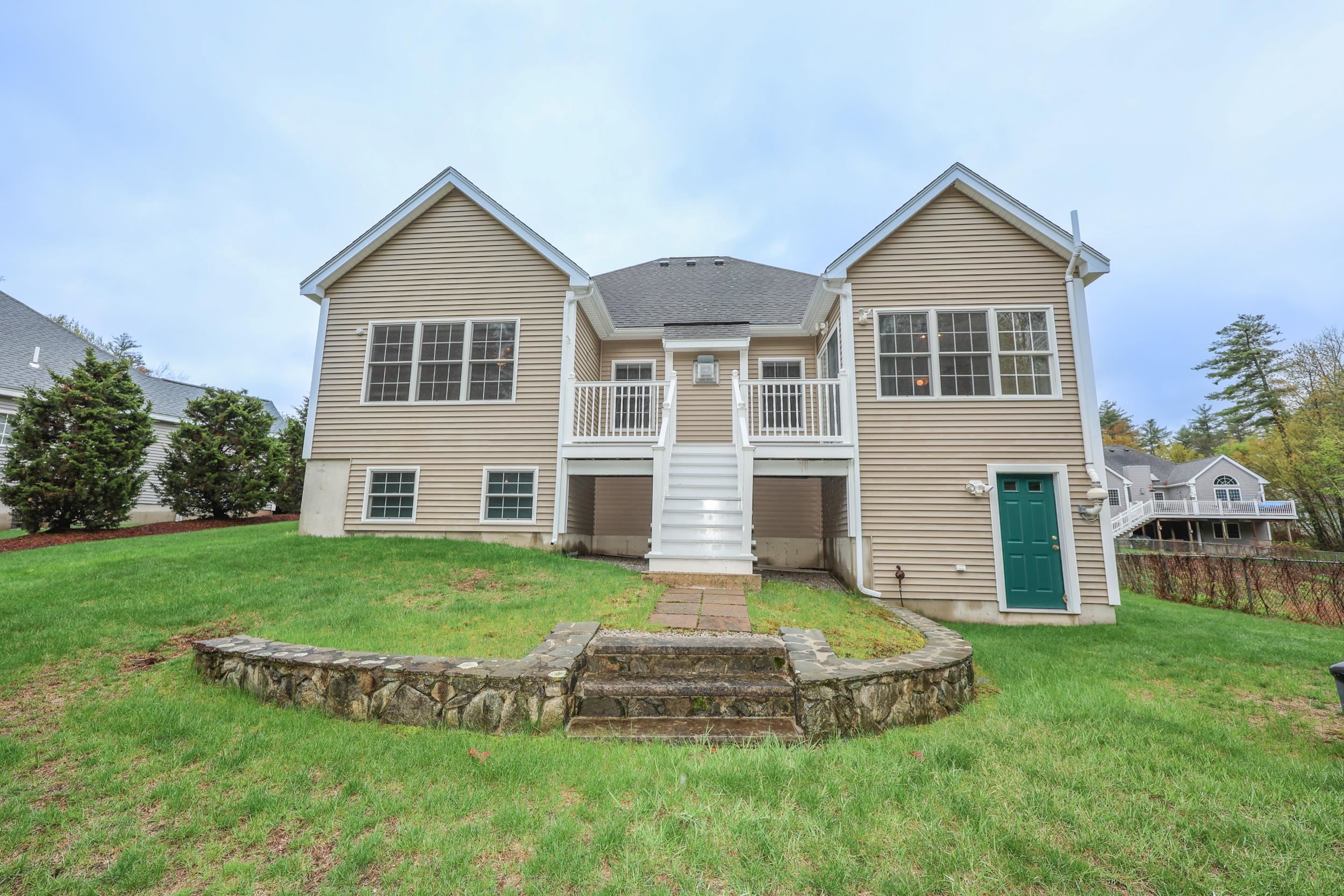 64 Sawgrass Circle
