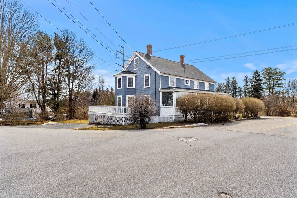 Photo of 184 Echo Avenue, Portsmouth, NH 03801 (MLS # 5079907)
