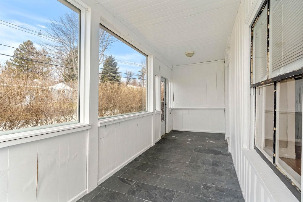 Photo of 184 Echo Avenue, Portsmouth, NH 03801 (MLS # 5079907)