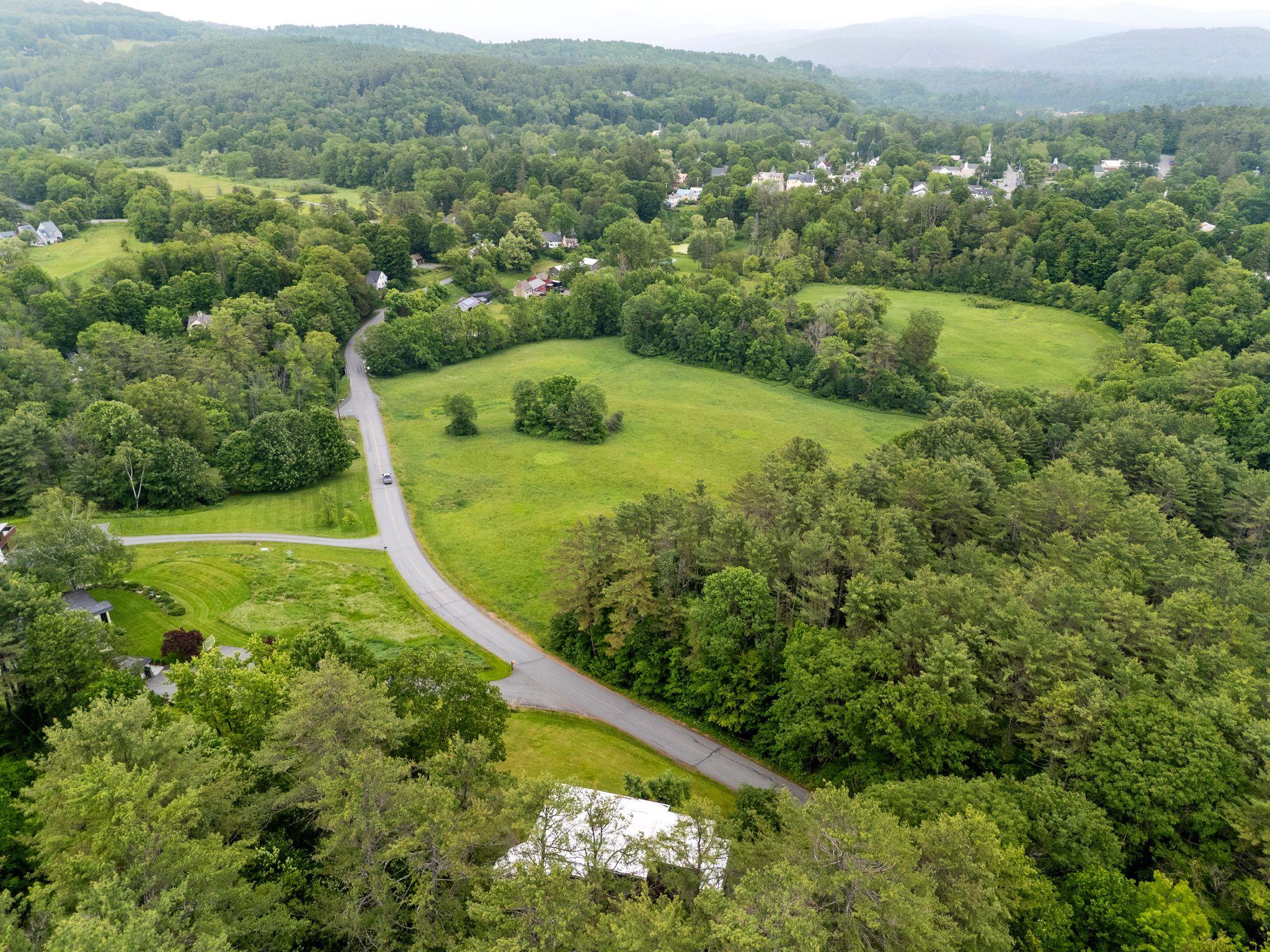 Norwich, Vermont 05055, United States, 3 Bedrooms Bedrooms, ,2 BathroomsBathrooms,Residential,Active,149514