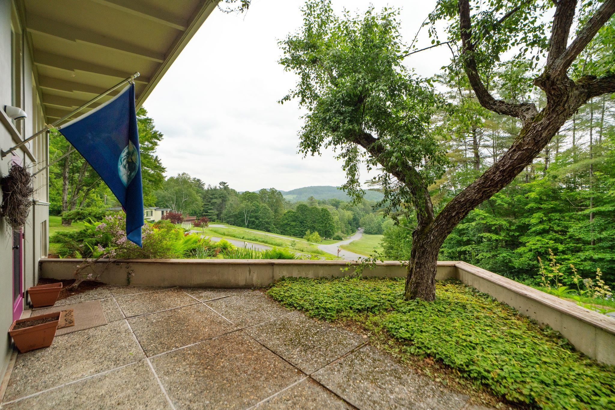 Norwich, Vermont 05055, United States, 3 Bedrooms Bedrooms, ,2 BathroomsBathrooms,Residential,Active,149514